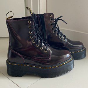 Dr. Marten Boots